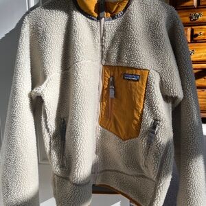 Patagonia Classic Retro-X Fleece Cream and Gold Fleece Jacket